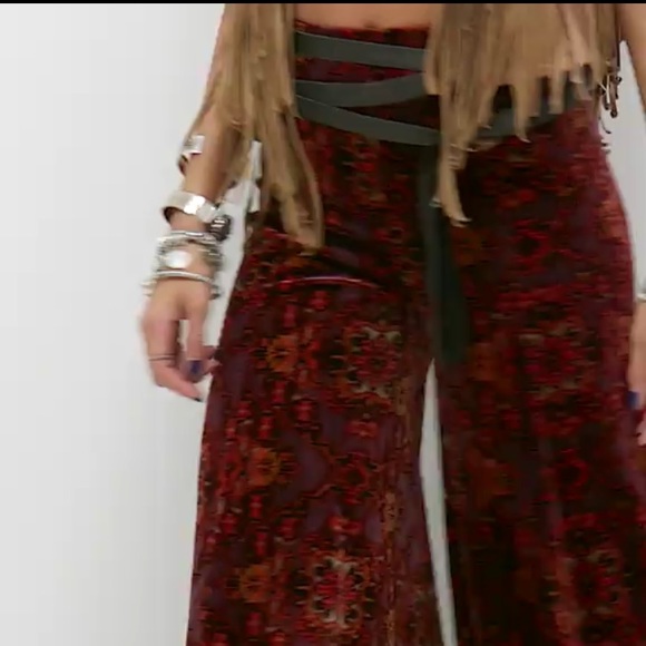 FINAL PRICE DROP 🌟 NWT Velvet Pants 🌺 - Picture 2 of 3